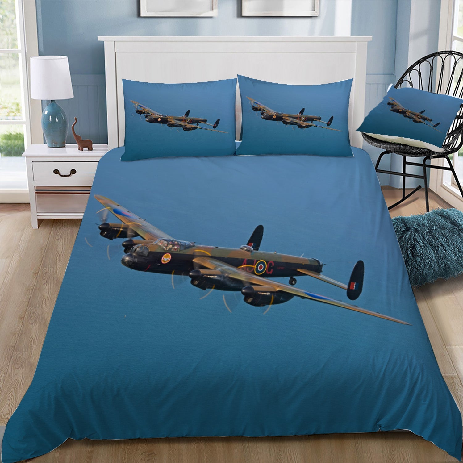 Avro Lancaster in Flight Doona / Duvet Cover and 2 Pillow Slips
