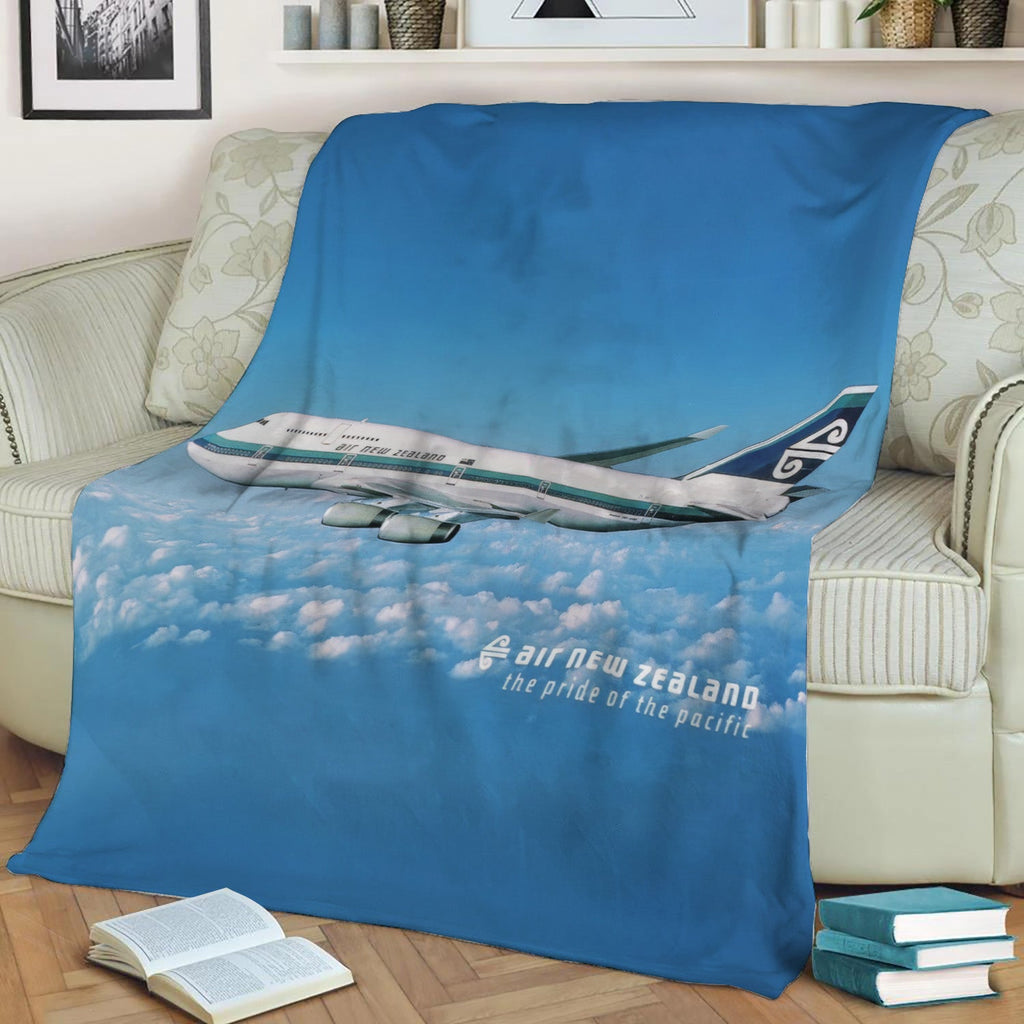 Air New Zealand Boeing 747-400  Fleece Throw Blanket