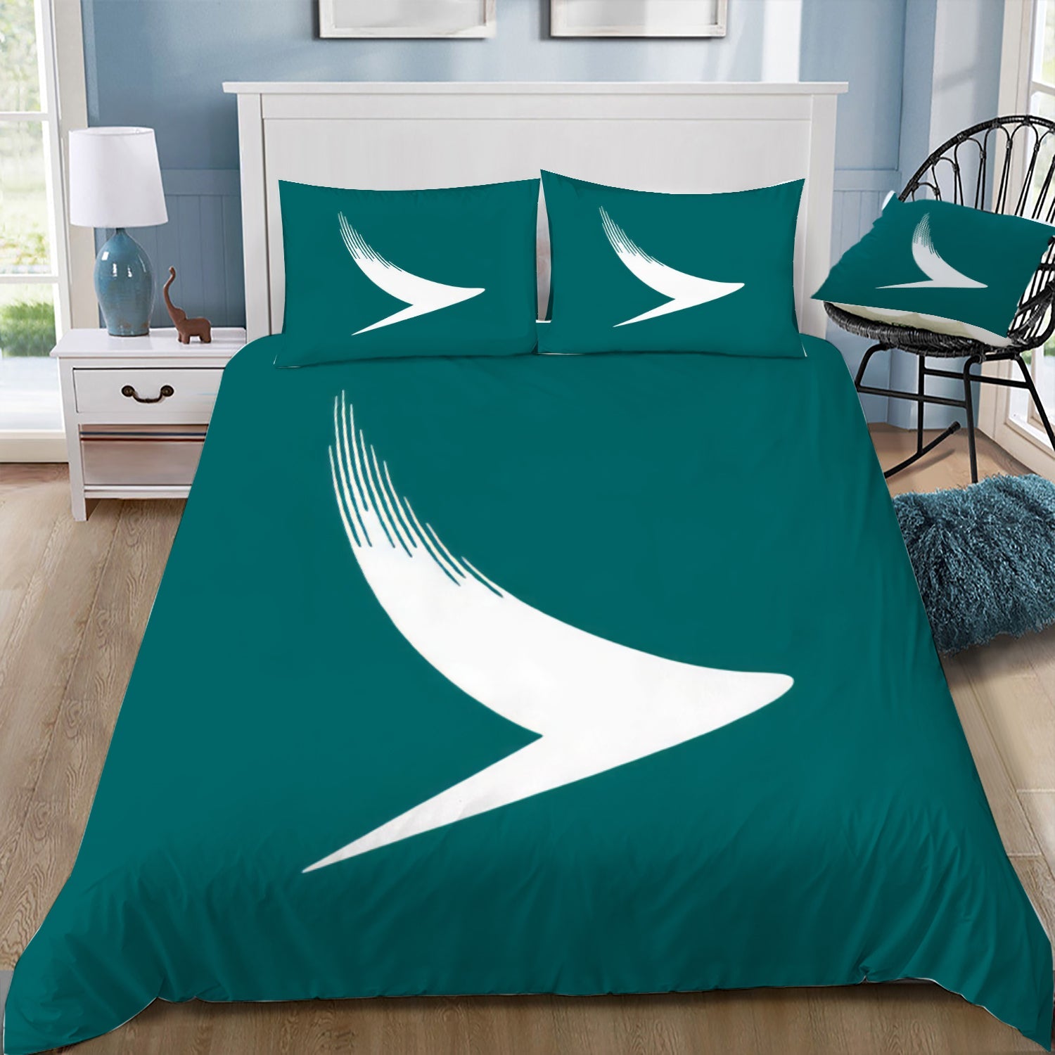 Cathay Pacific Airlines Doona / Duvet Cover and 2 Pillow Slips