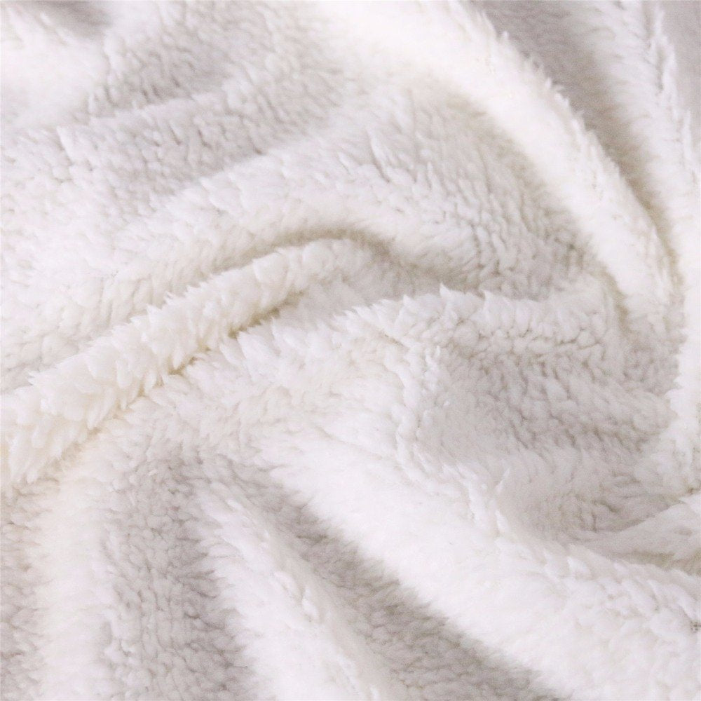 747 Head On Fleece Throw Blanket