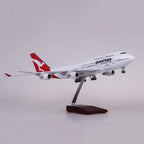 47cm 1/160 LED & Non LED Qantas 747-400 Model Plane