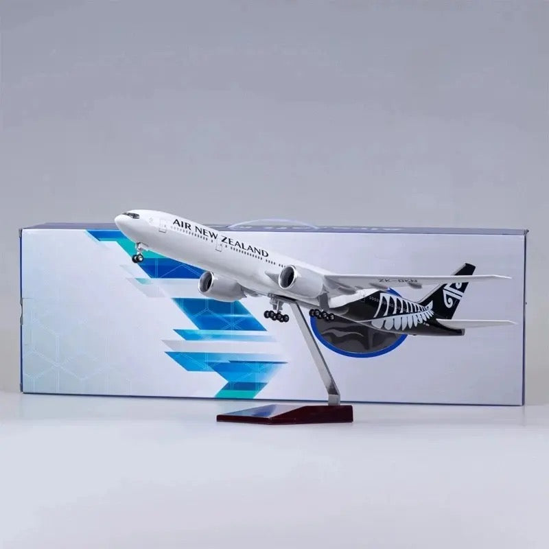 Air New Zealand 777 47cm 1/160 LED & Non LED Model Plane
